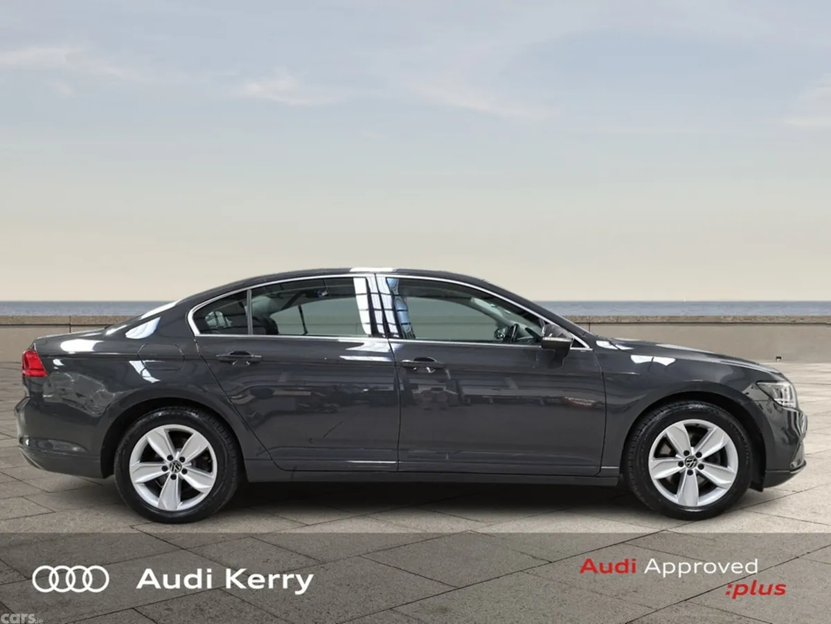 Volkswagen Passat Saloon, Diesel, 2021, Grey