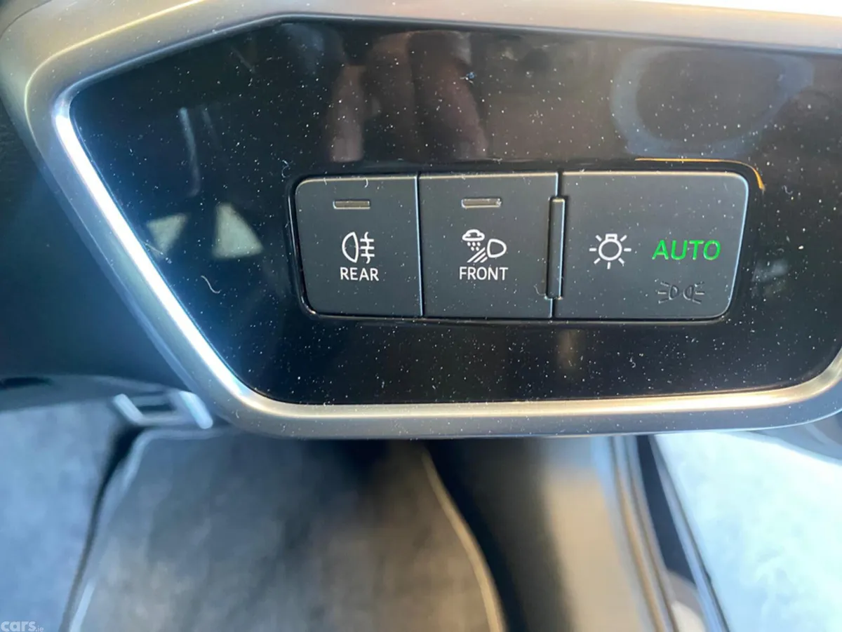 Audi A6 Saloon, Diesel, 2019, Black