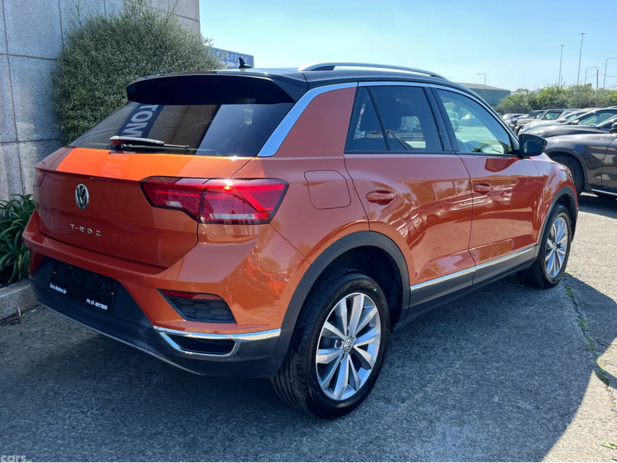 Volkswagen T-Roc SUV, Diesel, 2021, Orange