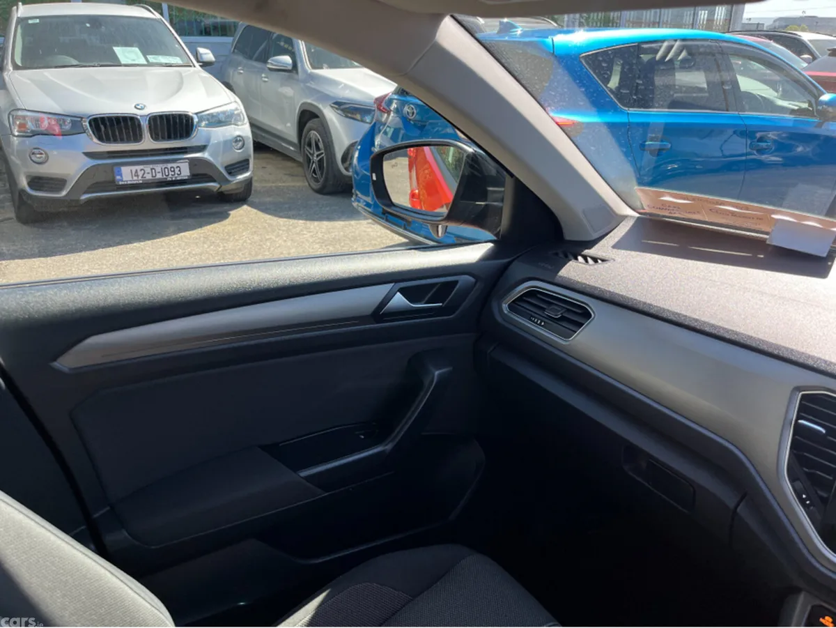 Volkswagen T-Roc SUV, Diesel, 2021, Orange