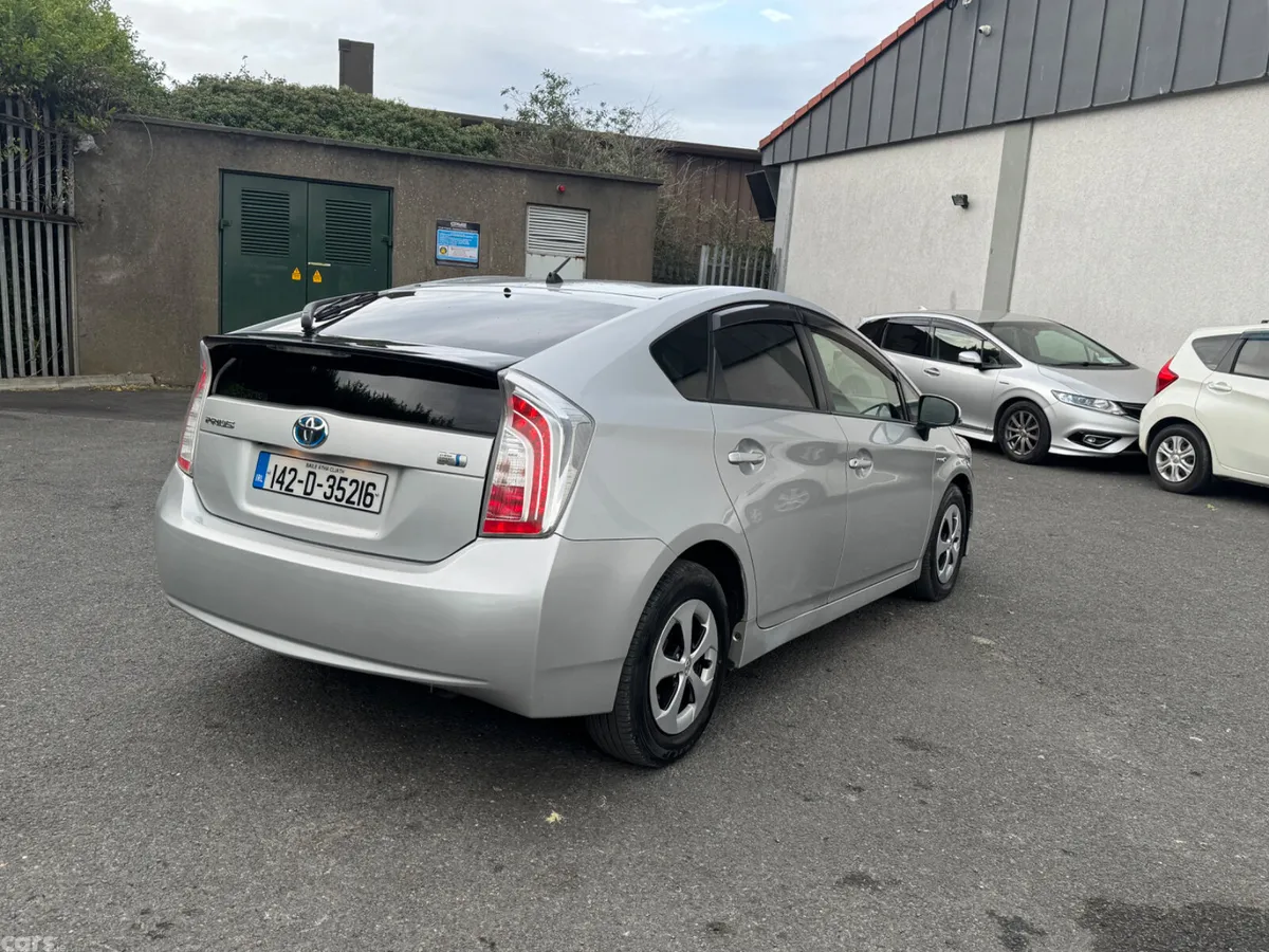 Toyota Prius Hatchback, Petrol Hybrid, 2014, Silver