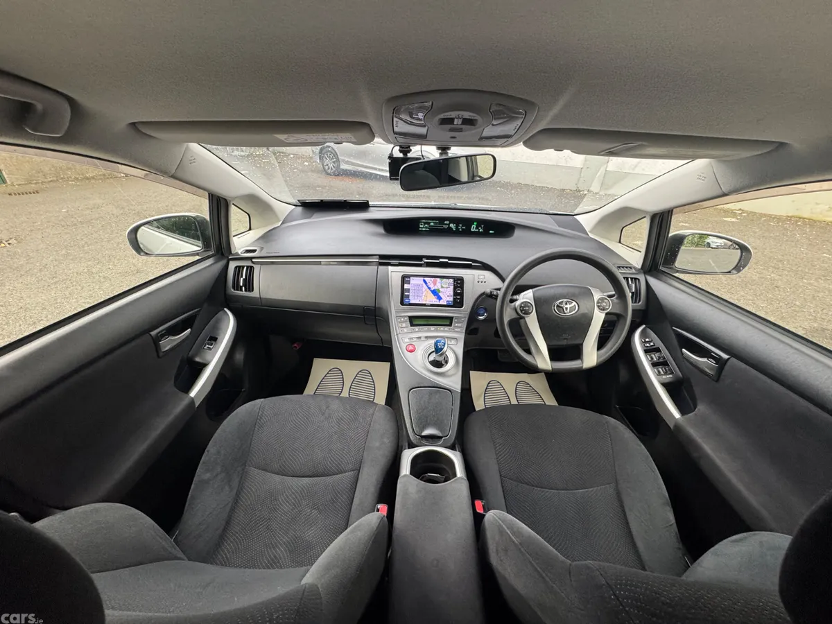 Toyota Prius Hatchback, Petrol Hybrid, 2014, Silver