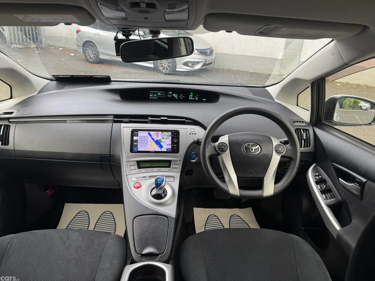 Toyota Prius Hatchback, Petrol Hybrid, 2014, Silver