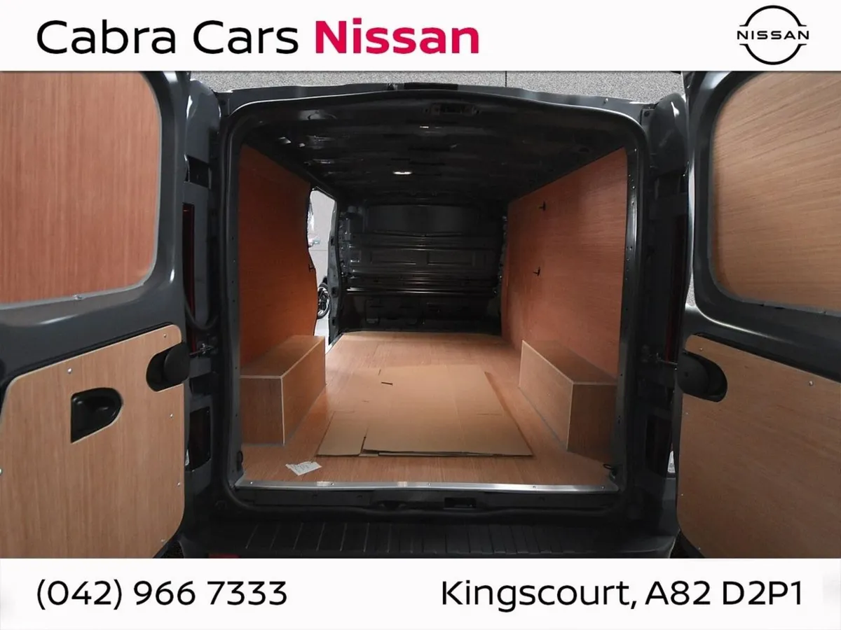 Nissan Primastar MPV, Diesel, 2026, Grey