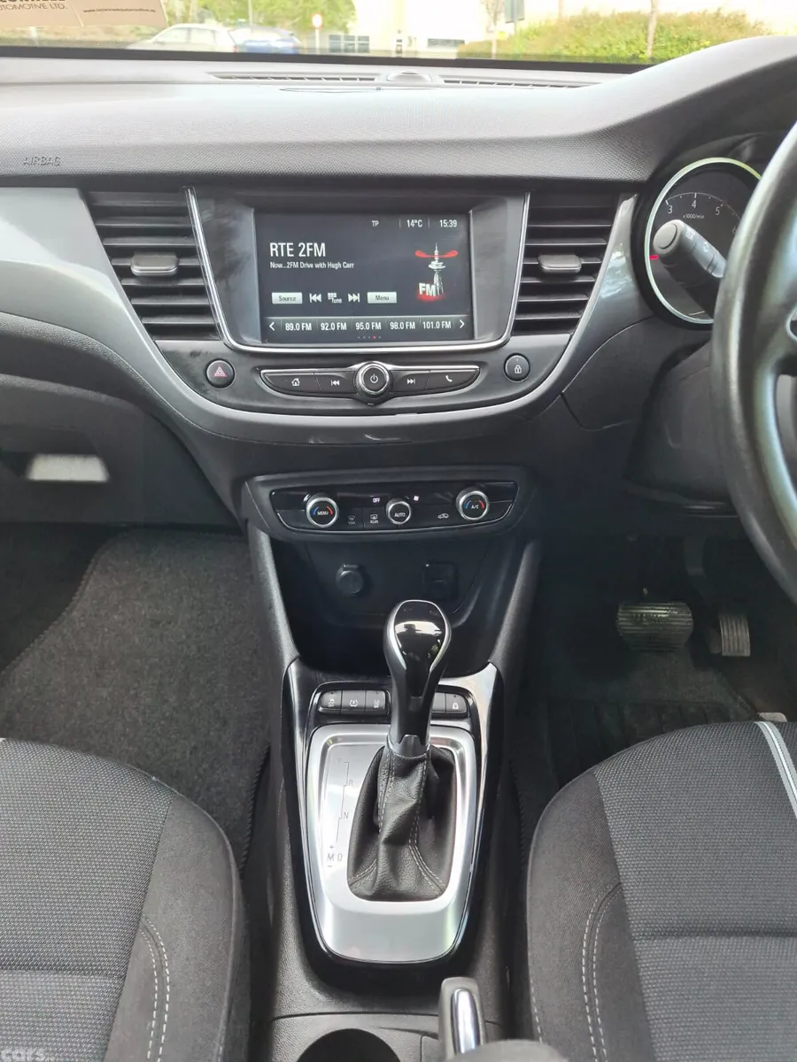 Opel Crossland X SUV, Petrol, 2023, White