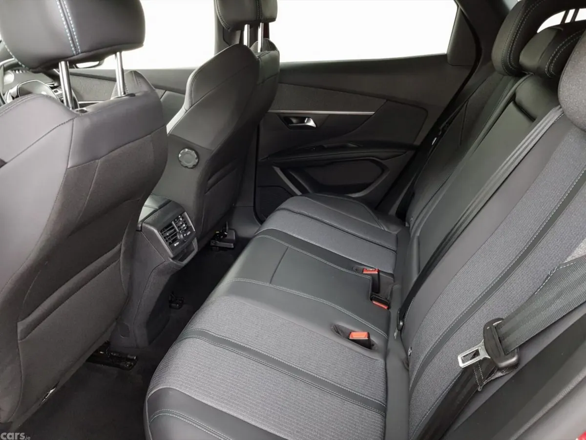 Peugeot 3008 SUV, Petrol Plug-in Hybrid, 2024, Red