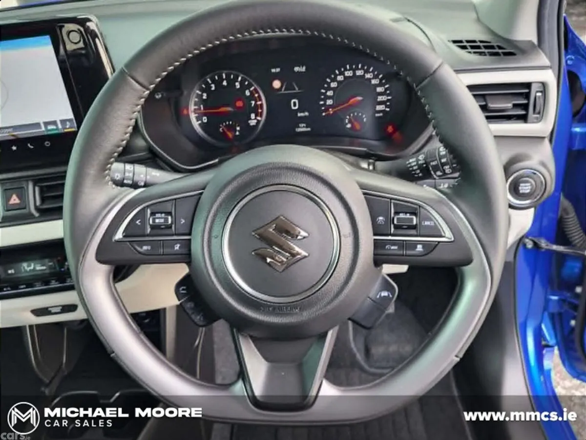 Suzuki Swift Hatchback, Petrol Hybrid, 2025, Blue
