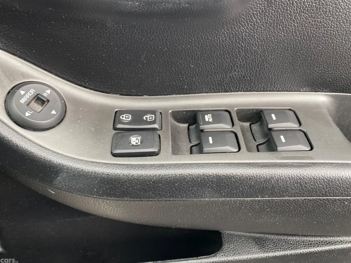 Kia Picanto Hatchback, Petrol, 2017, Grey