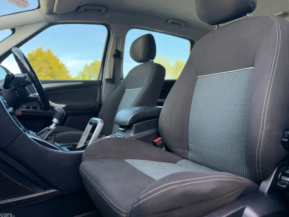 Ford S-Max MPV, Diesel, 2014, Silver