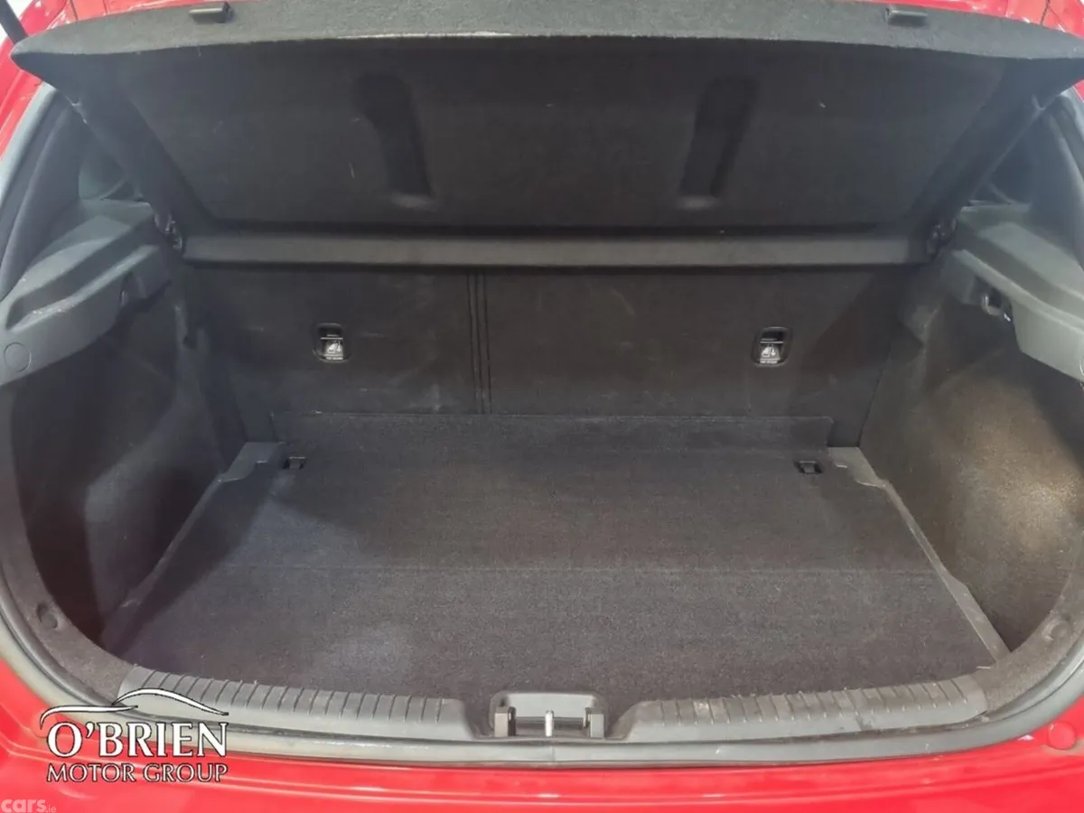Hyundai i30 Hatchback, Petrol, 2024, Red
