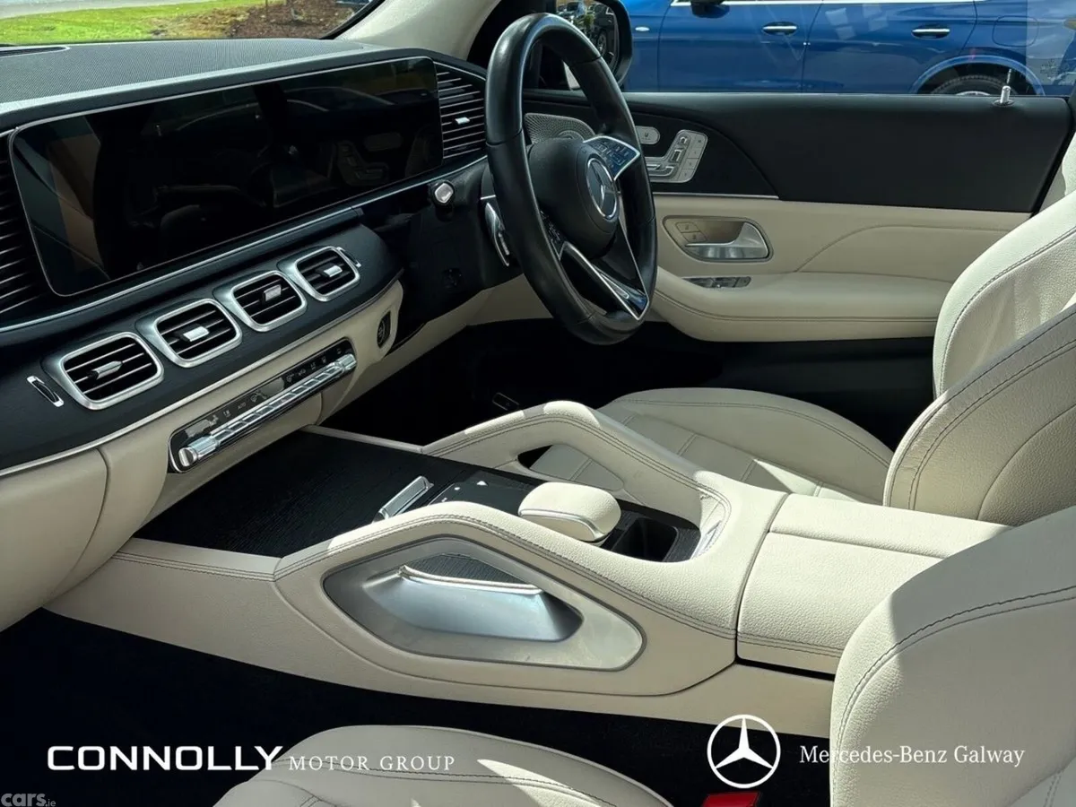 Mercedes-Benz GLE SUV, Diesel Plug-in Hybrid, 2026, Black