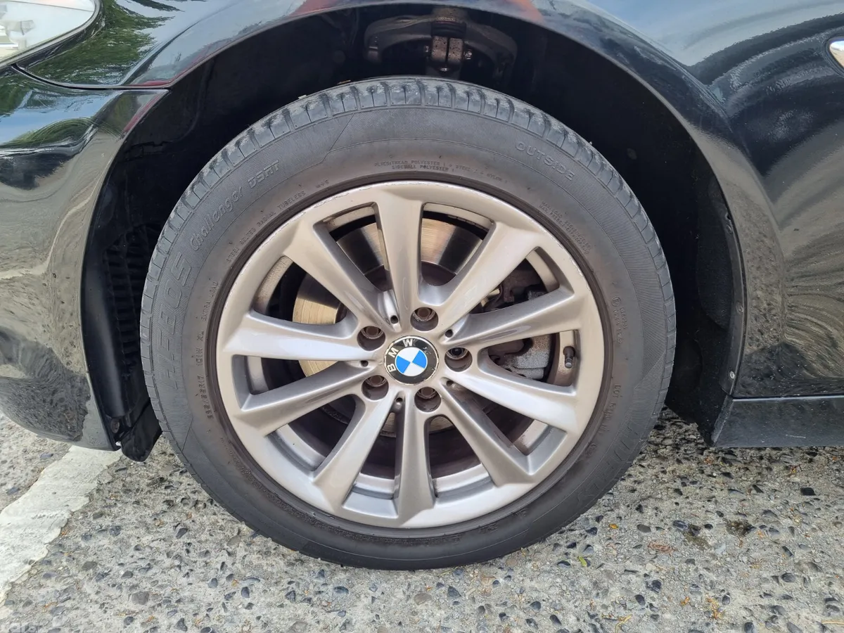 BMW 5-Series Saloon, Diesel, 2011, Black