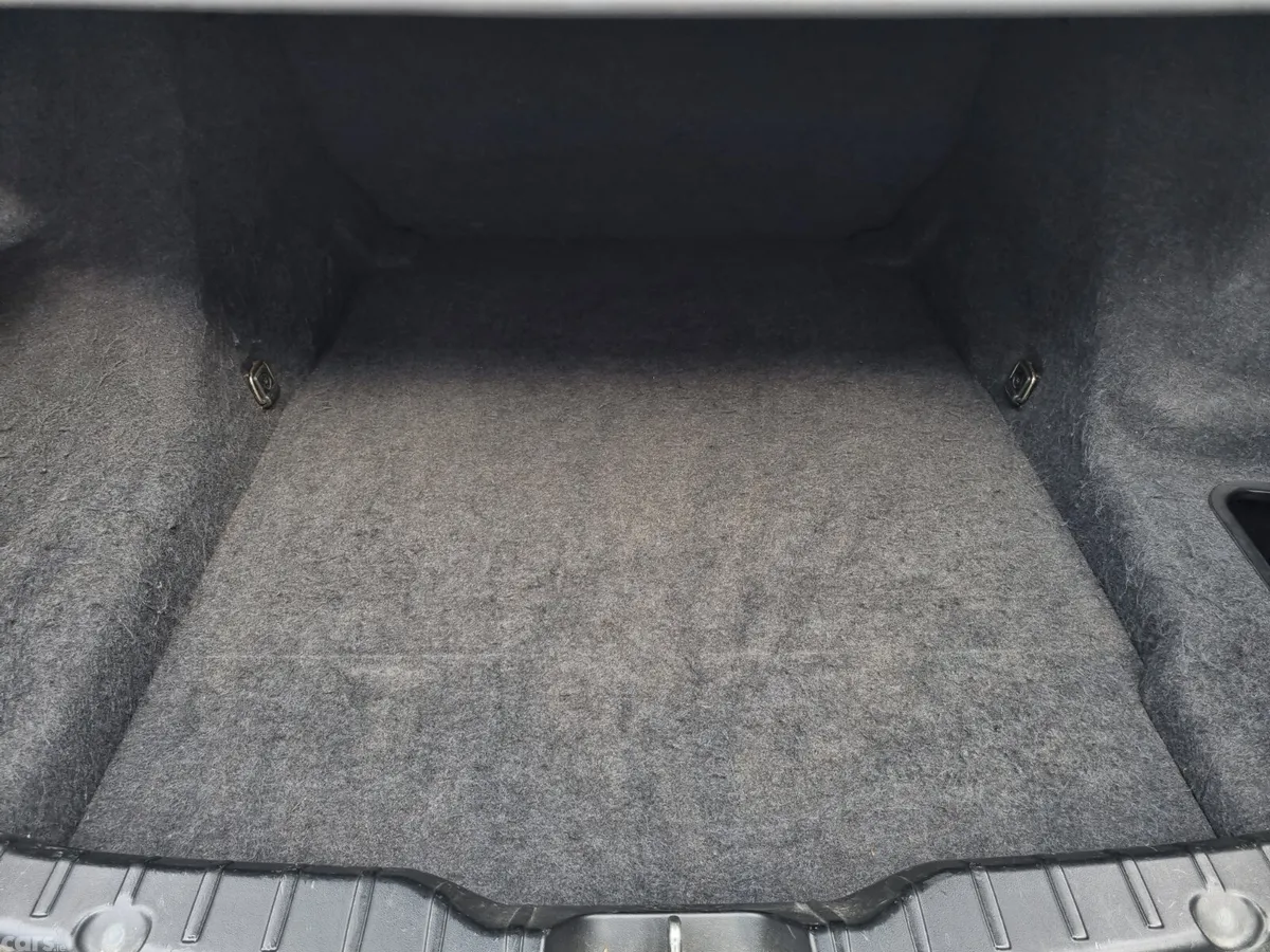 BMW 5-Series Saloon, Diesel, 2011, Black