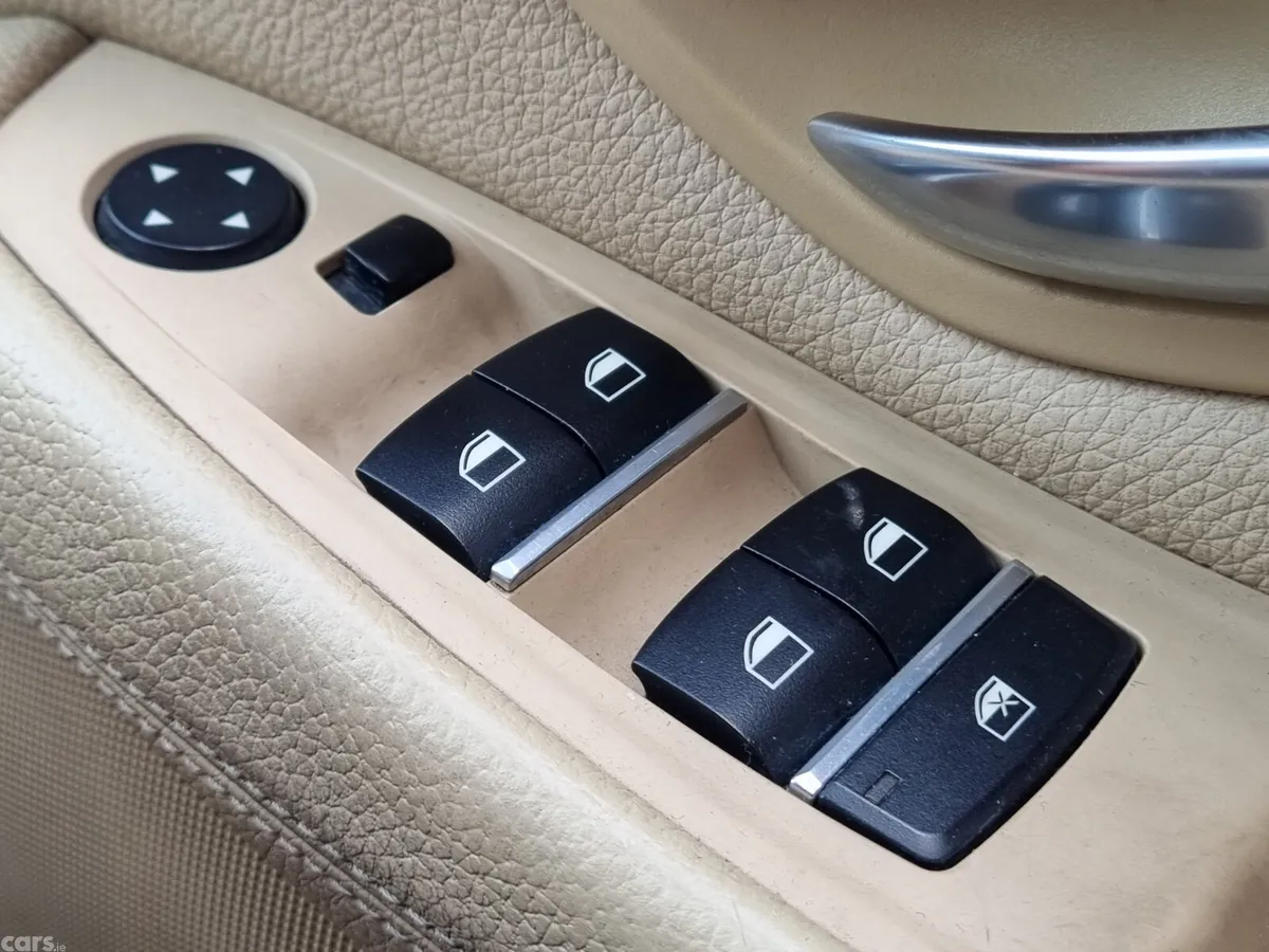 BMW 5-Series Saloon, Diesel, 2011, Black