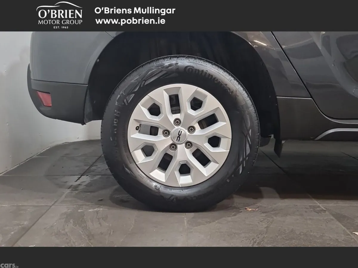 Dacia Duster SUV, Petrol, 2024, Grey