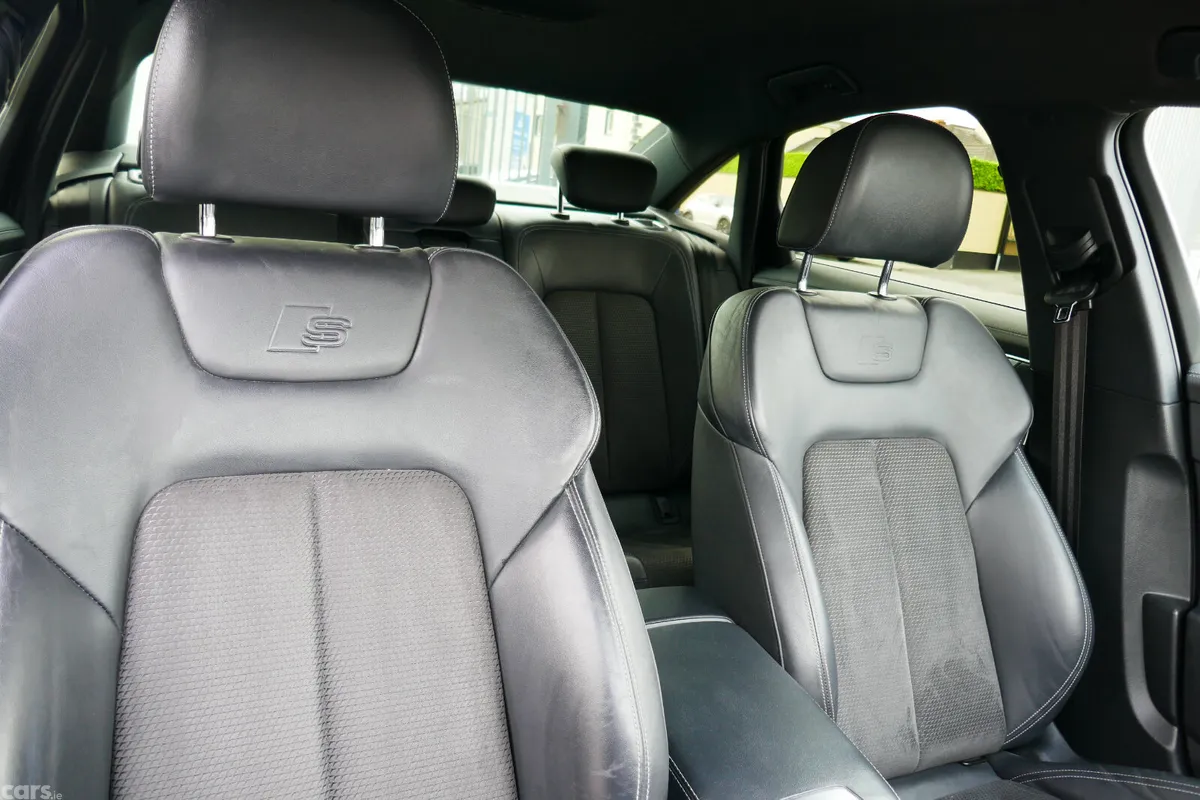 Audi A6 Saloon, Diesel, 2021, Grey