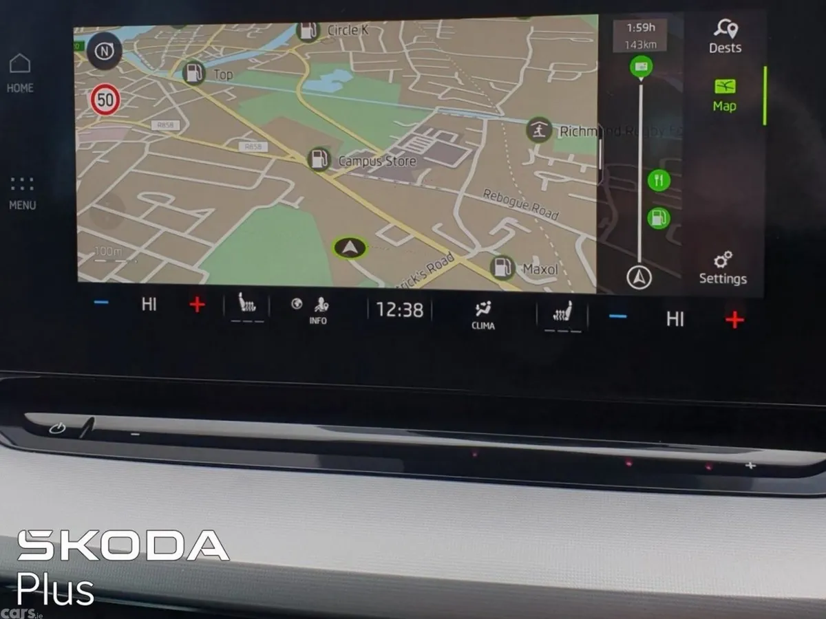 Skoda Octavia Saloon, Petrol, 2023, Orange