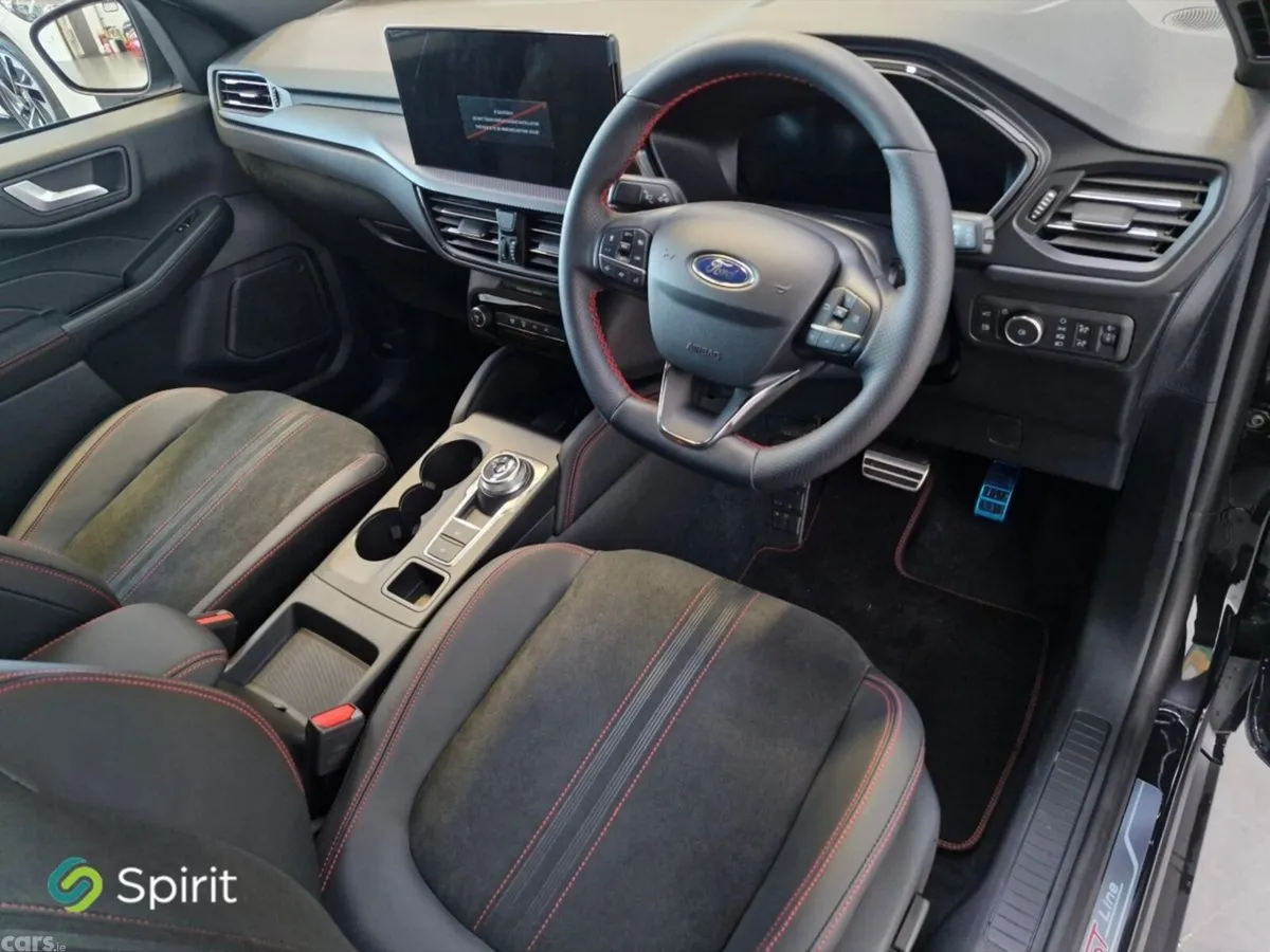 Ford Kuga SUV, Petrol Plug-in Hybrid, 2027, 
