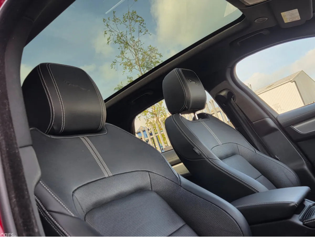 Jaguar F-Pace Estate, Diesel, 2021, Red