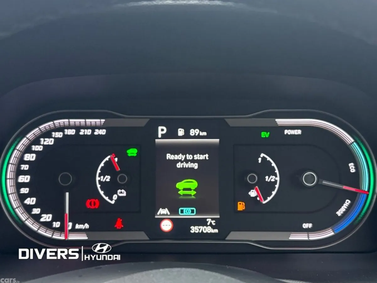 Hyundai Tucson MPV, Petrol Plug-in Hybrid, 2024, Red
