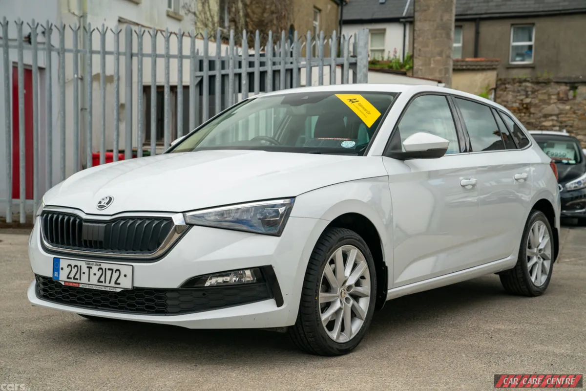 Skoda Scala Hatchback, Petrol, 2022, White