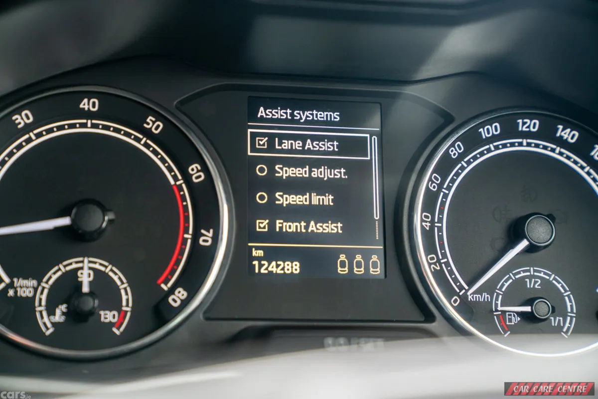 Skoda Scala Hatchback, Petrol, 2022, White