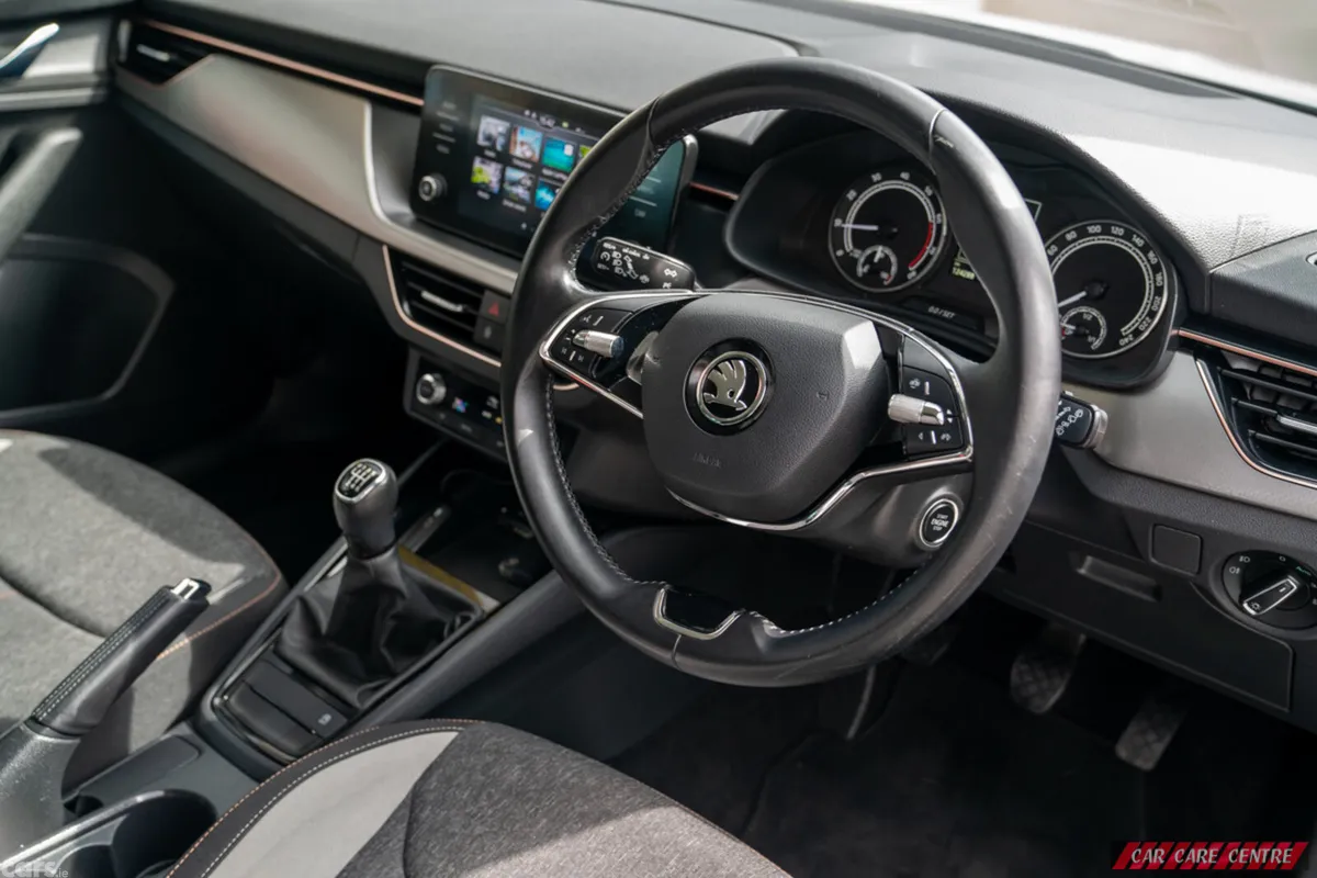 Skoda Scala Hatchback, Petrol, 2022, White