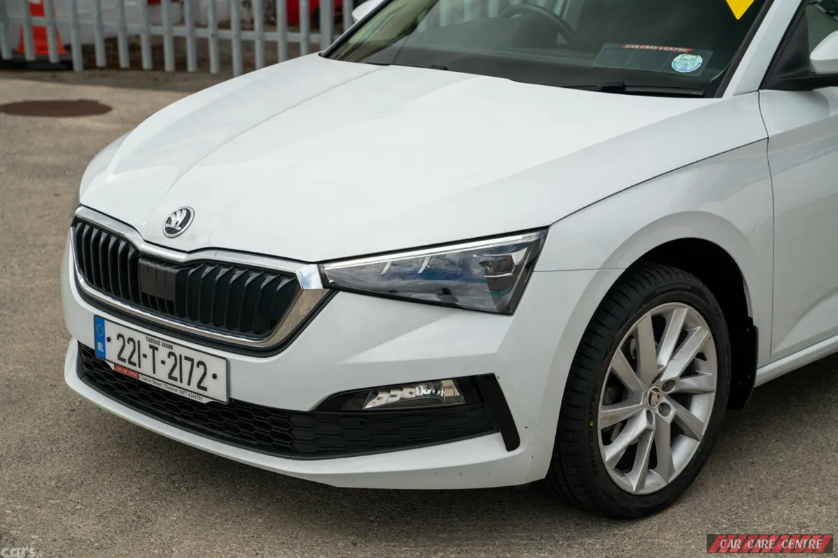 Skoda Scala Hatchback, Petrol, 2022, White