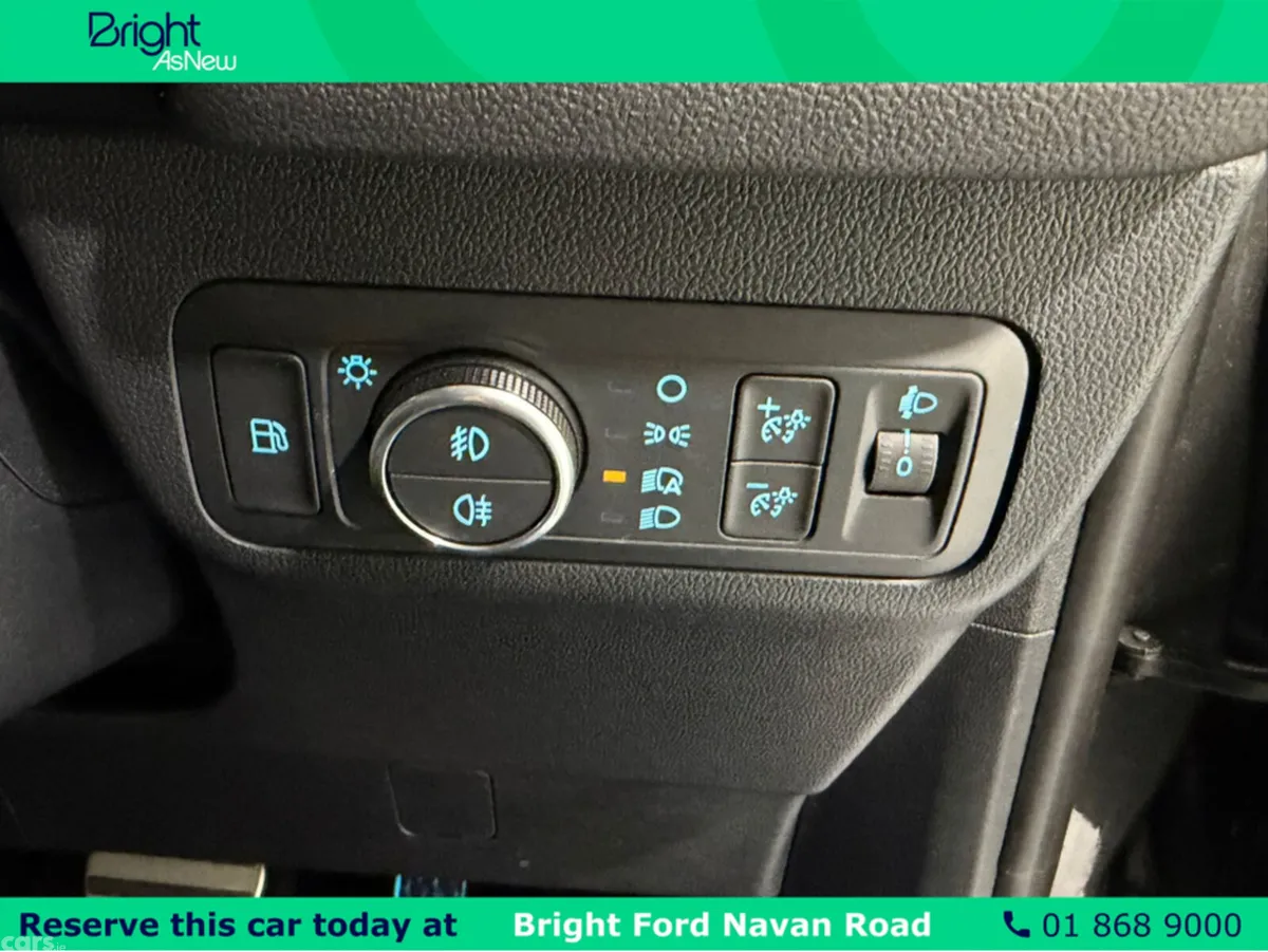Ford Kuga MPV, Petrol Plug-in Hybrid, 2024, Grey