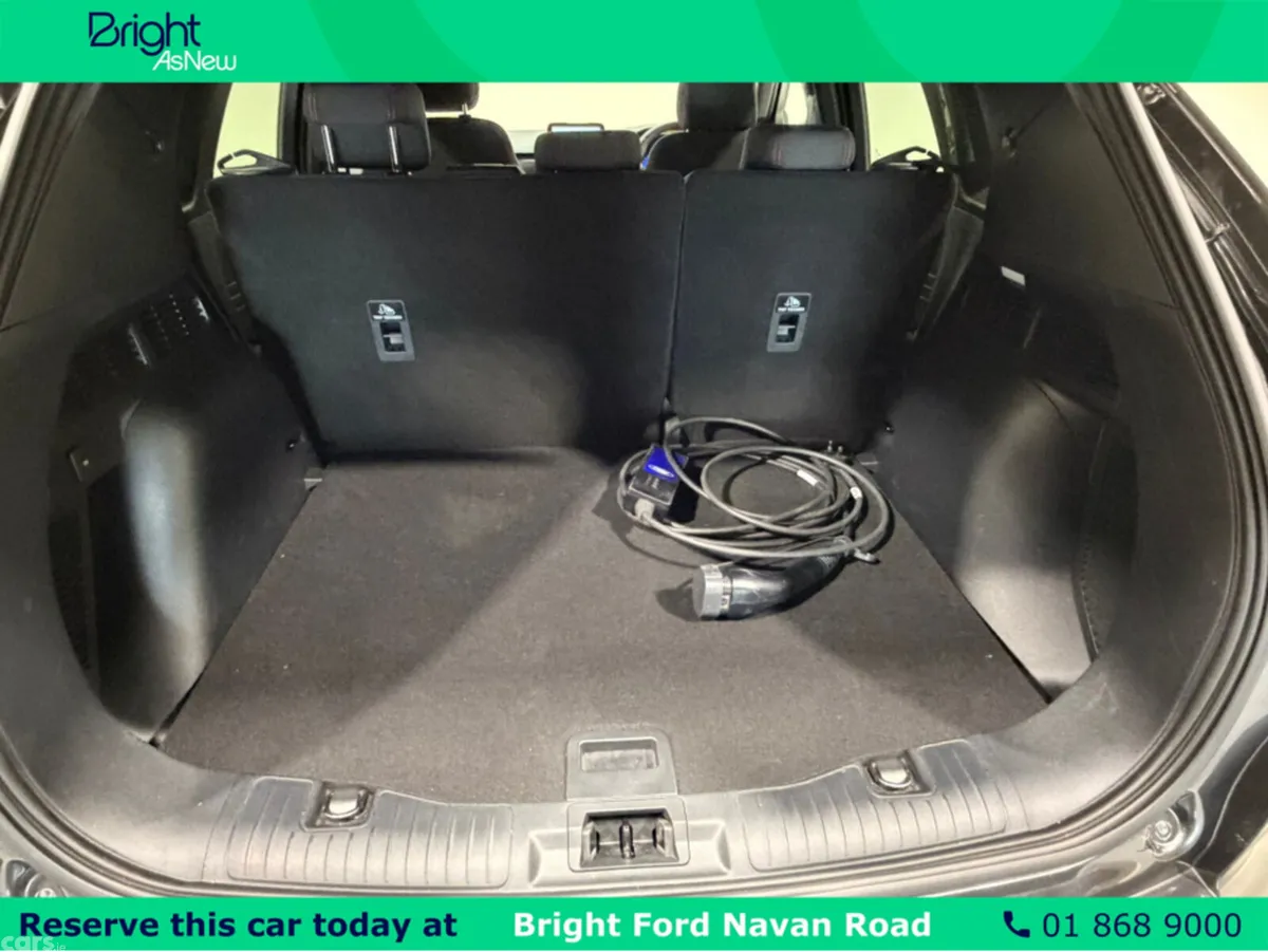 Ford Kuga MPV, Petrol Plug-in Hybrid, 2024, Grey