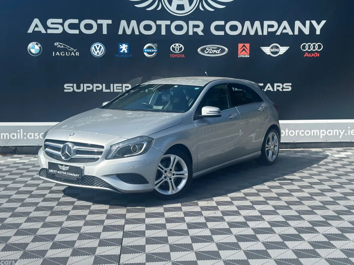 Mercedes-Benz A-Class Hatchback, Petrol, 2015, Silver