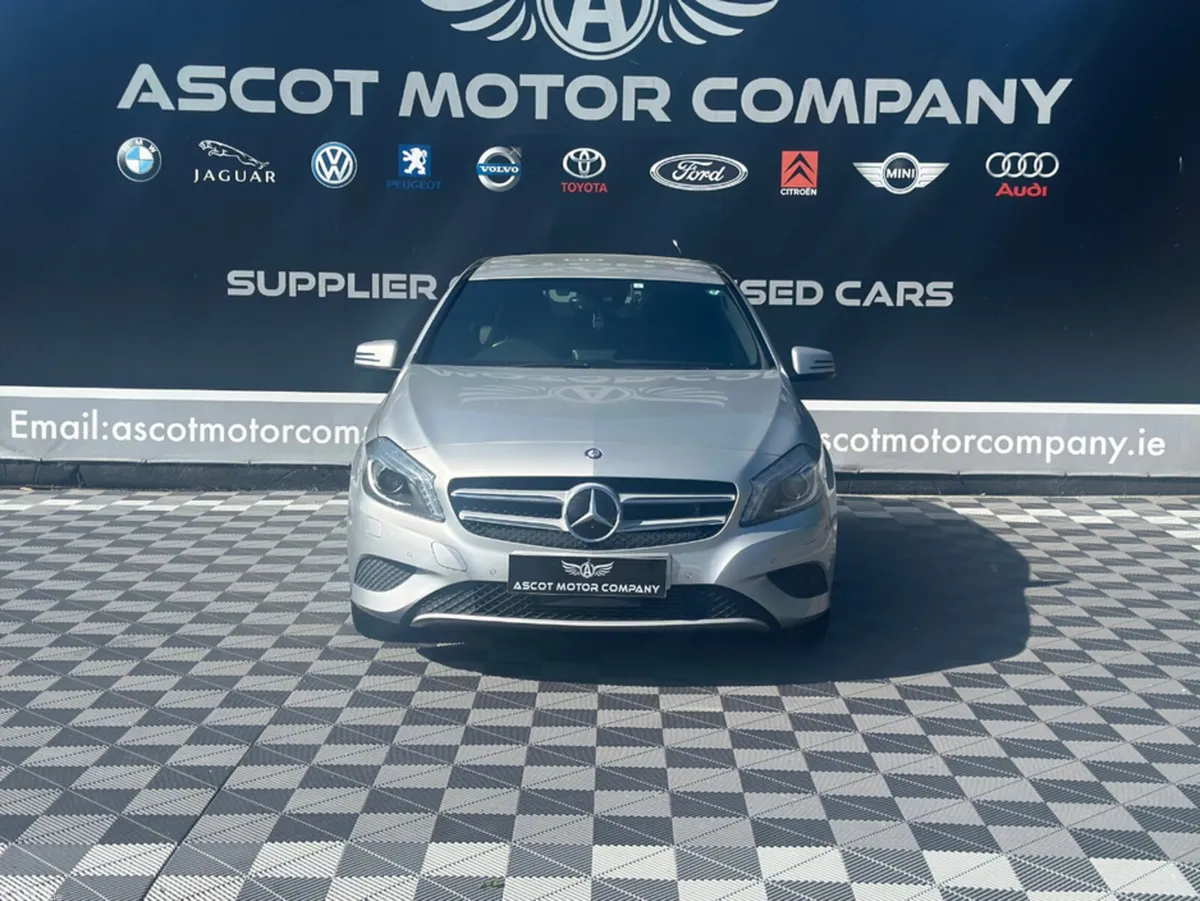 Mercedes-Benz A-Class Hatchback, Petrol, 2015, Silver
