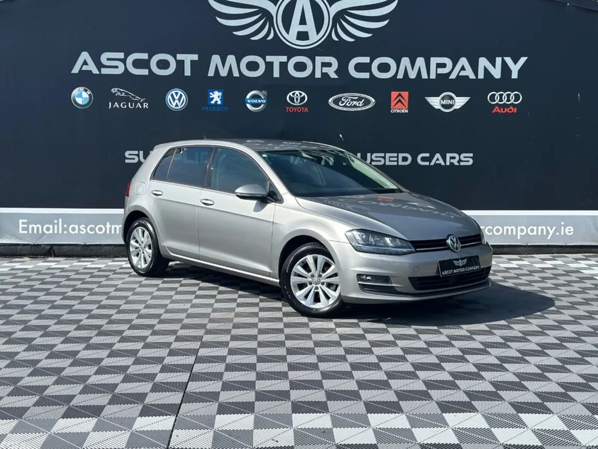 Volkswagen Golf Hatchback, Petrol, 2017, Grey
