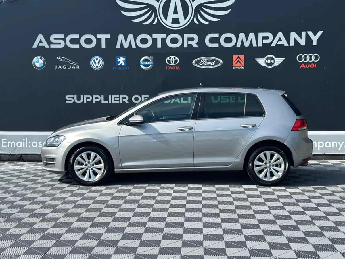 Volkswagen Golf Hatchback, Petrol, 2017, Grey