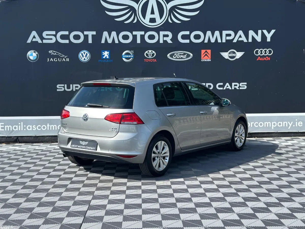 Volkswagen Golf Hatchback, Petrol, 2017, Grey
