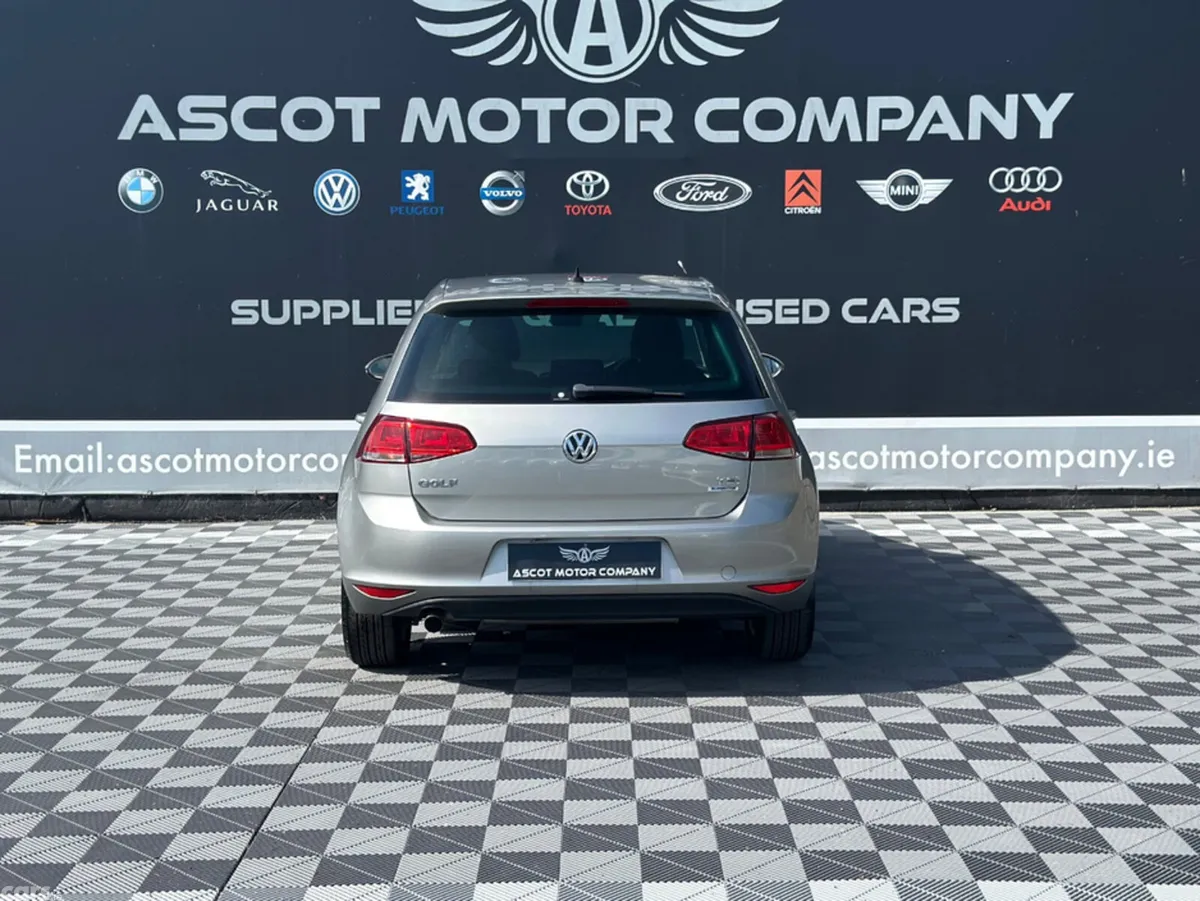 Volkswagen Golf Hatchback, Petrol, 2017, Grey