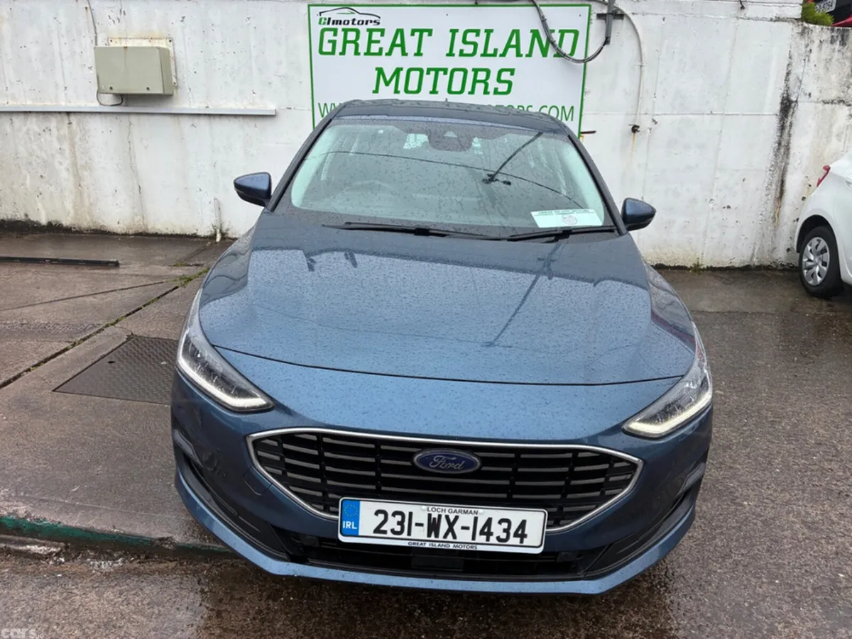 Ford Focus Hatchback, Petrol, 2023, Blue