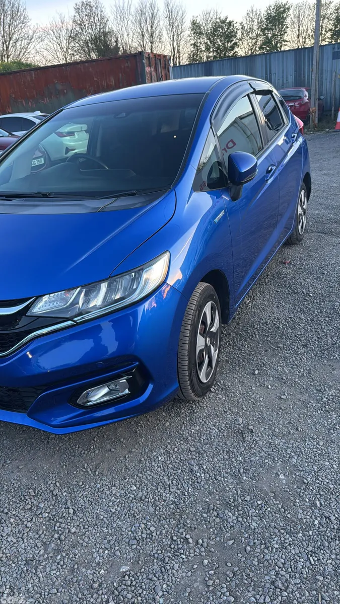 Honda Fit Hatchback, Petrol Hybrid, 2017, Blue