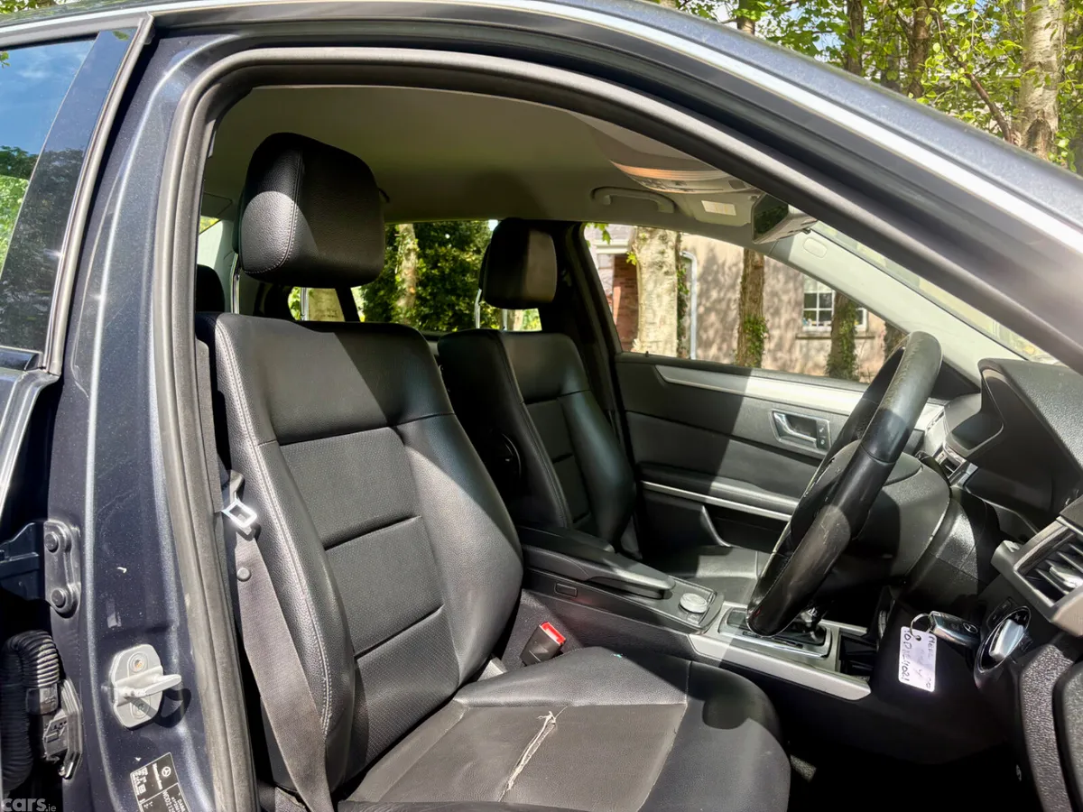 Mercedes-Benz E-Class Saloon, Diesel, 2010, Grey