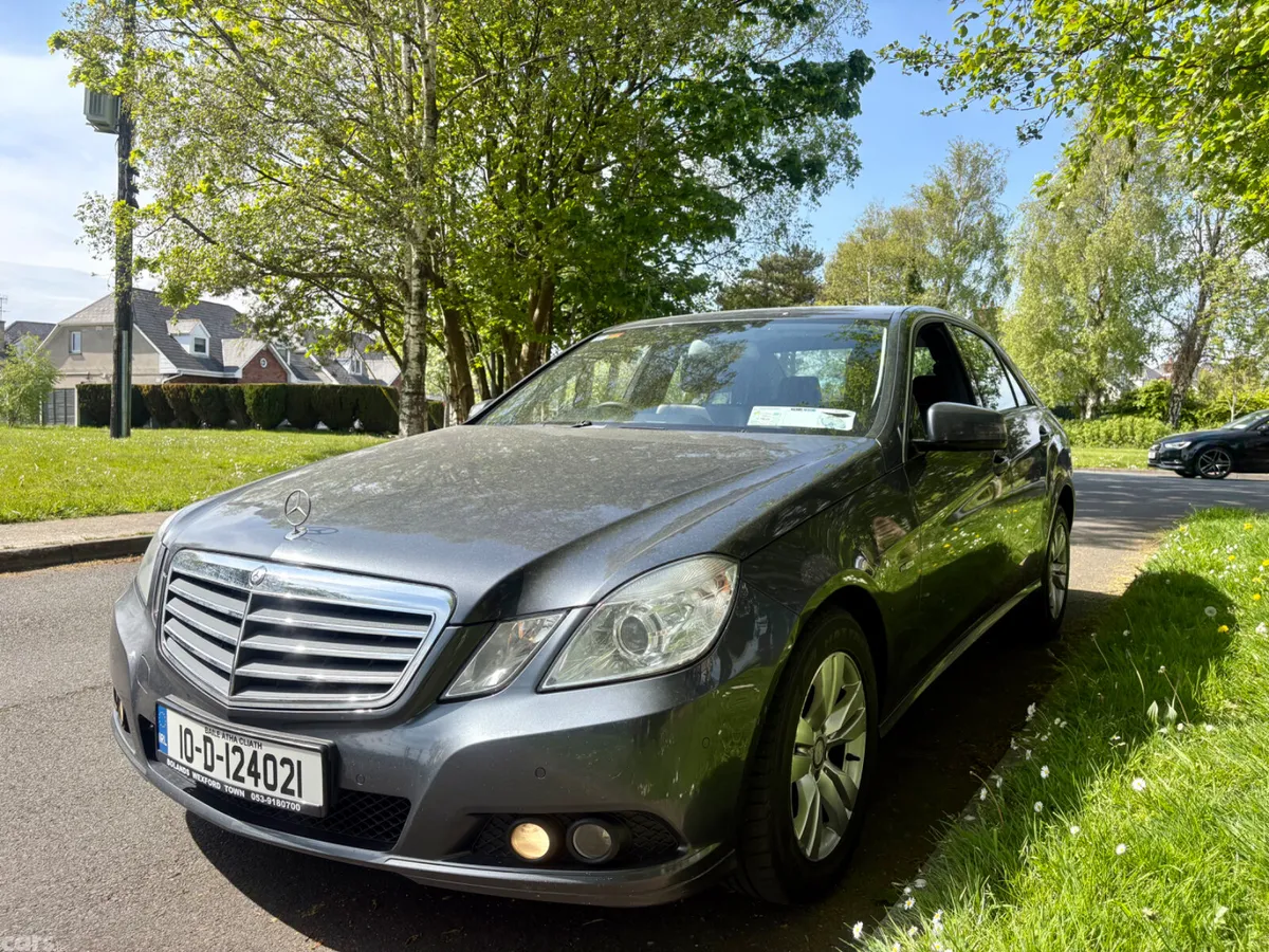 Mercedes-Benz E-Class Saloon, Diesel, 2010, Grey