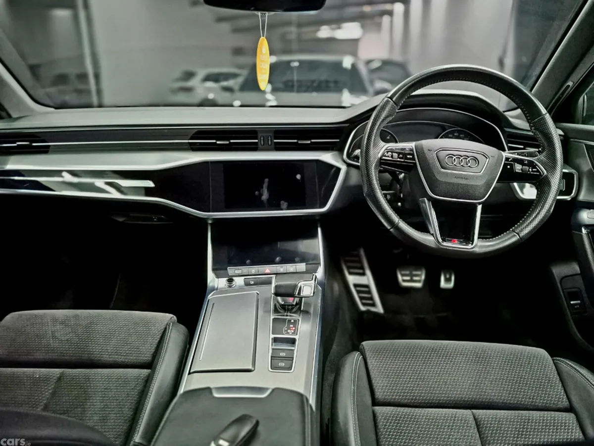 Audi A6 Saloon, Diesel, 2019, White