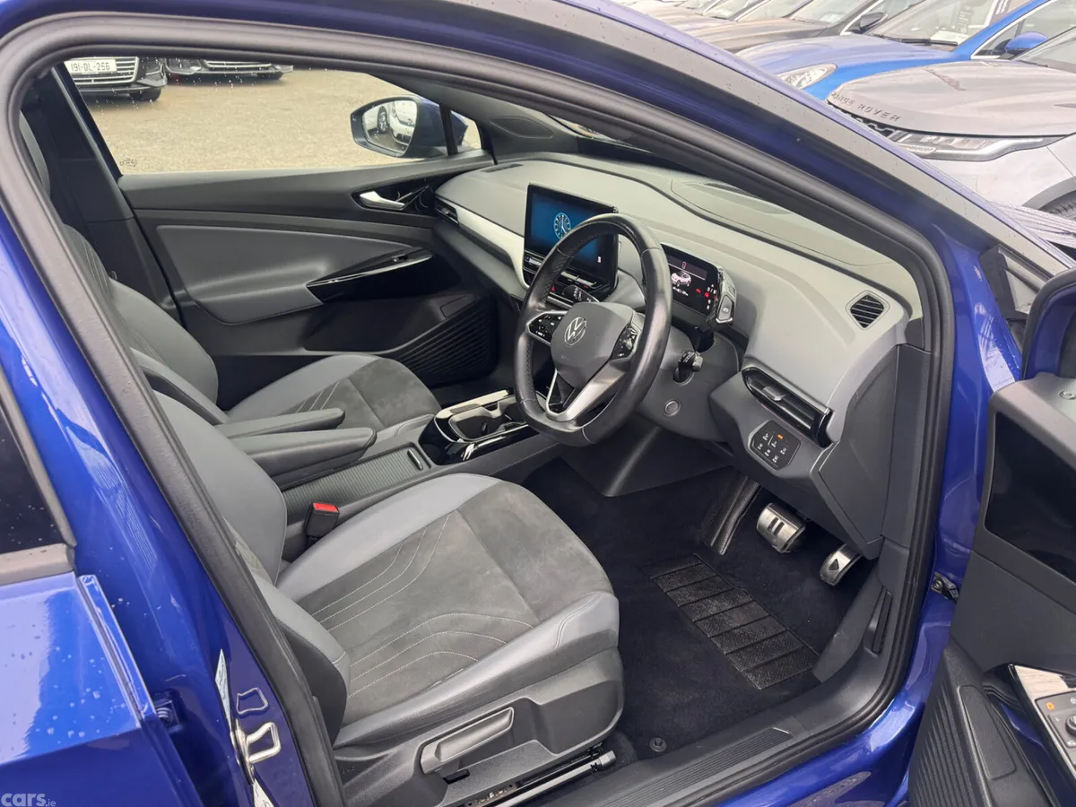 Volkswagen ID.4 Estate, Electric, 2022, Blue