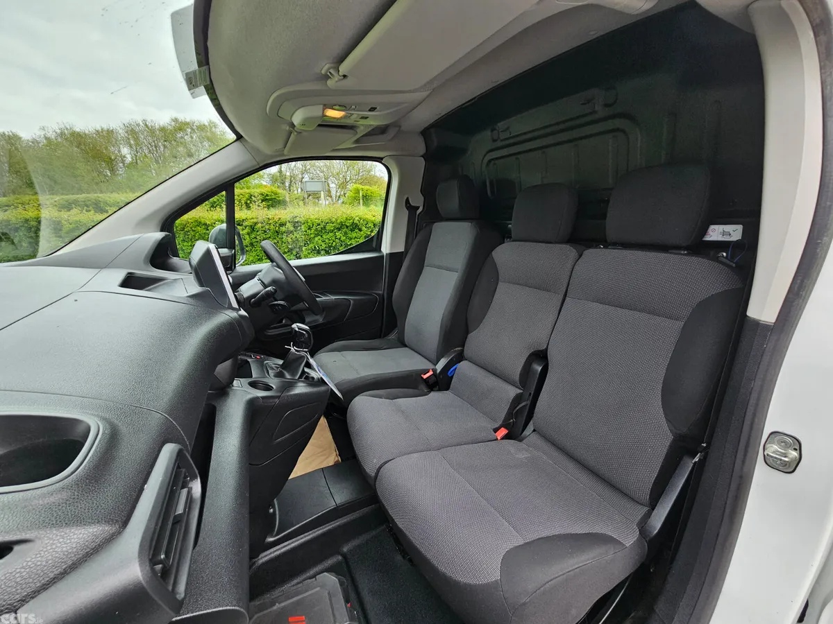Peugeot Partner MPV, Diesel, 2020, White