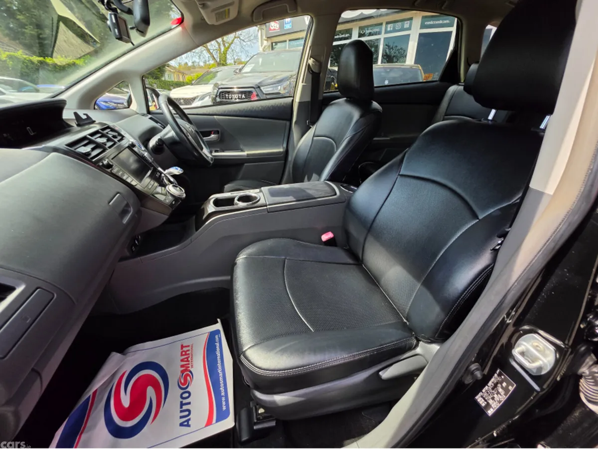 Toyota Prius MPV, Petrol Hybrid, 2013, Black