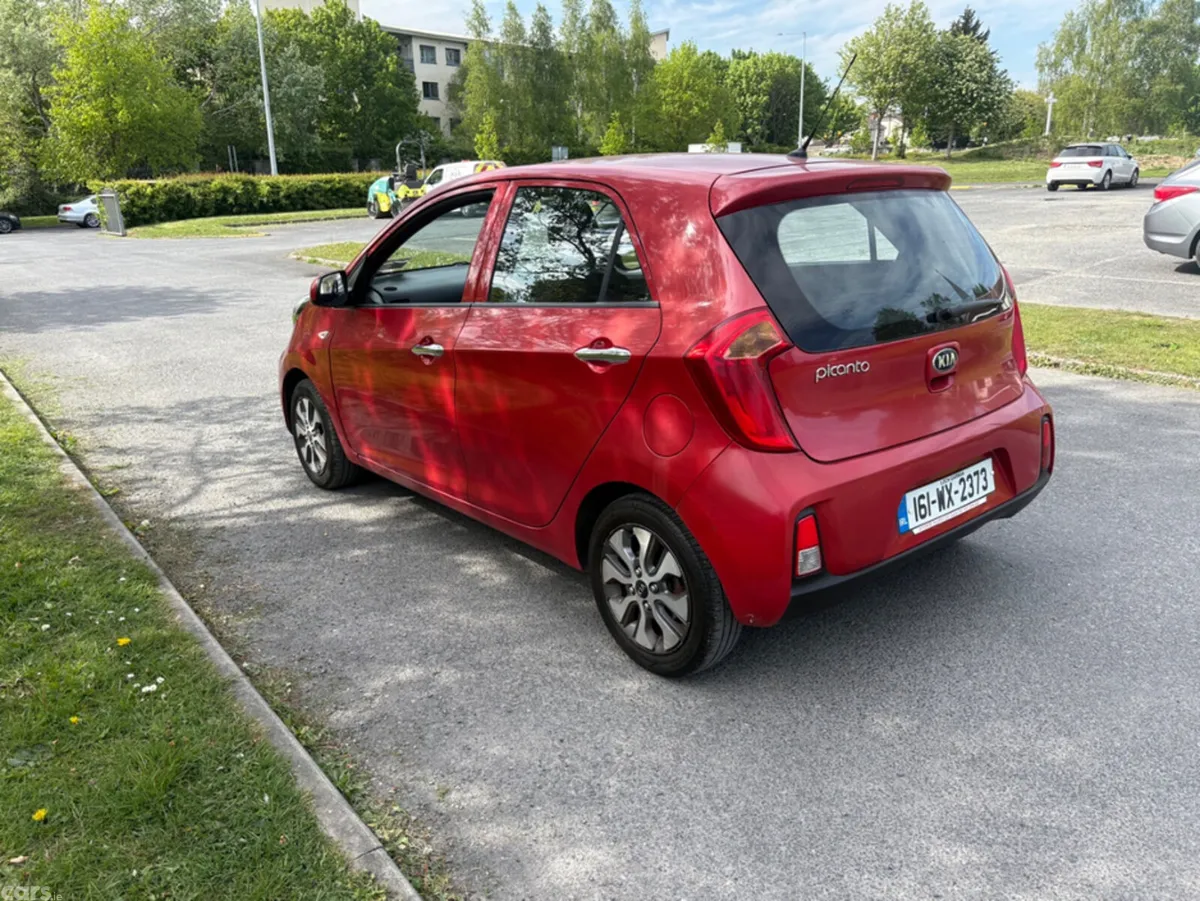 Kia Picanto Hatchback, Petrol, 2016, Red