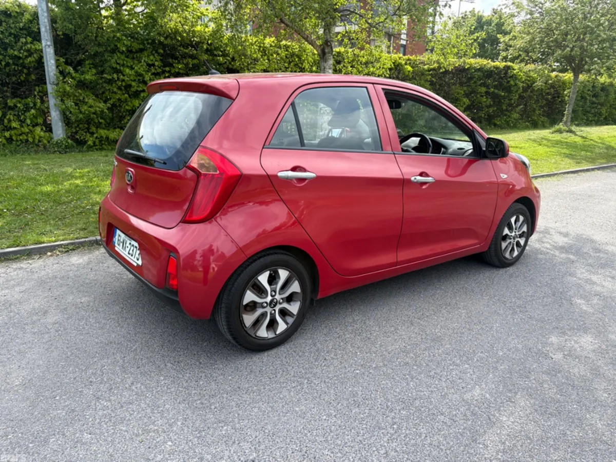 Kia Picanto Hatchback, Petrol, 2016, Red