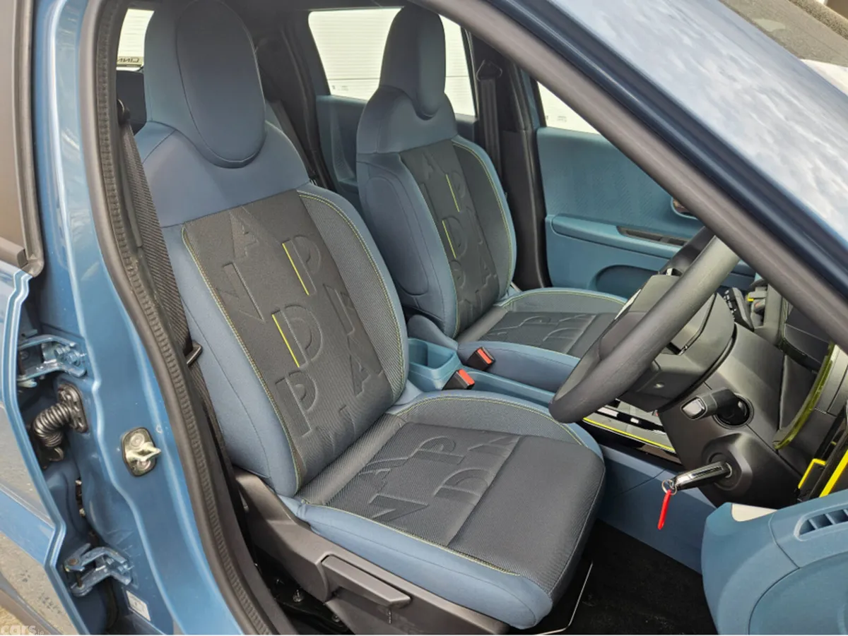 Fiat Grande Panda Hatchback, Petrol Hybrid, 2026, Blue