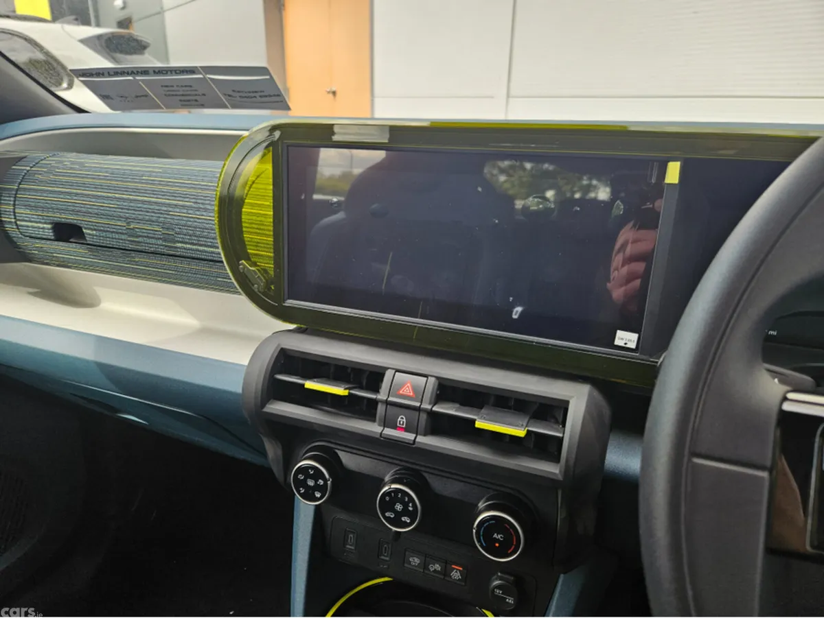 Fiat Grande Panda Hatchback, Petrol Hybrid, 2026, Blue