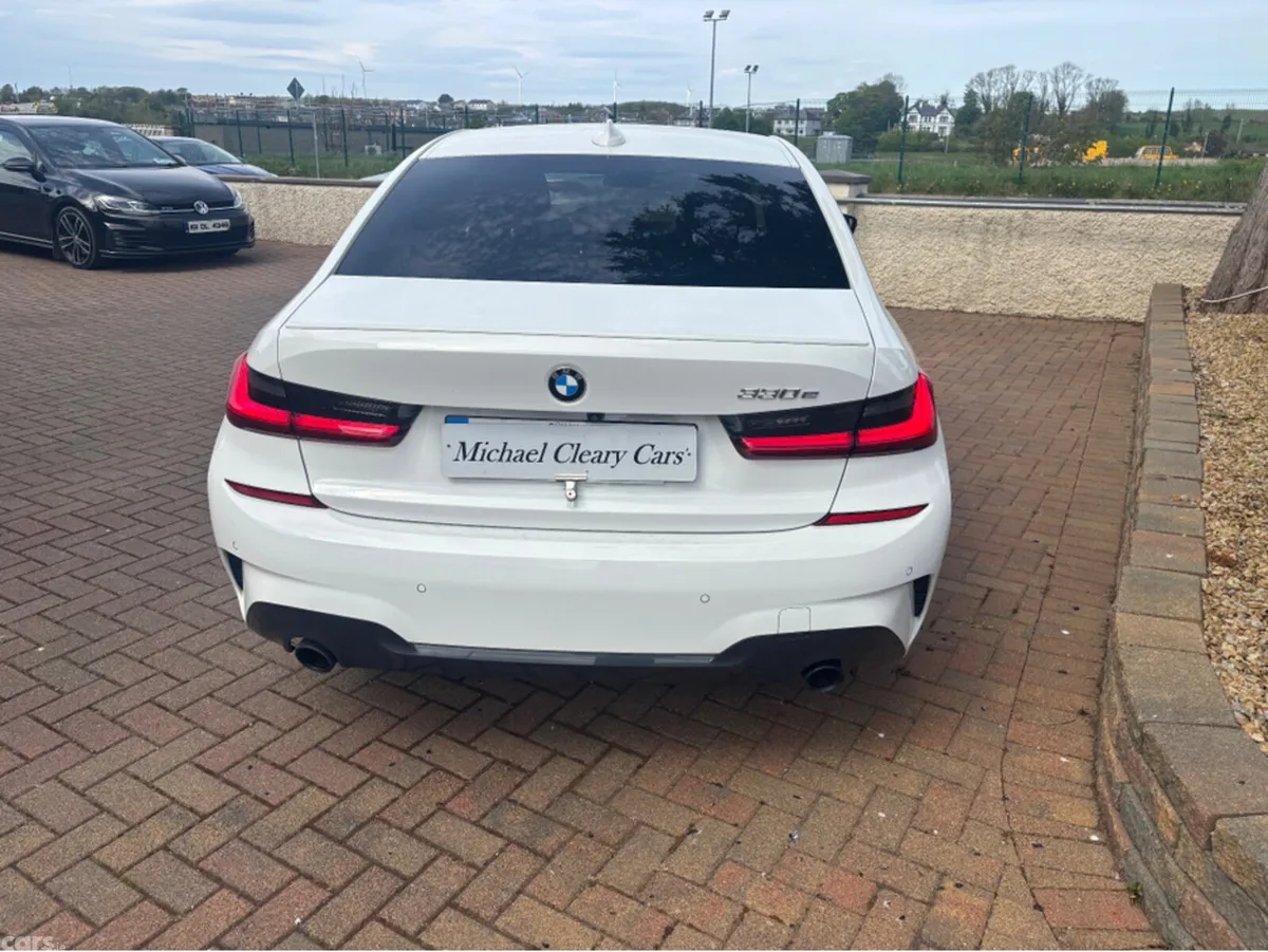 BMW 3-Series Saloon, Petrol Plug-in Hybrid, 2021, White