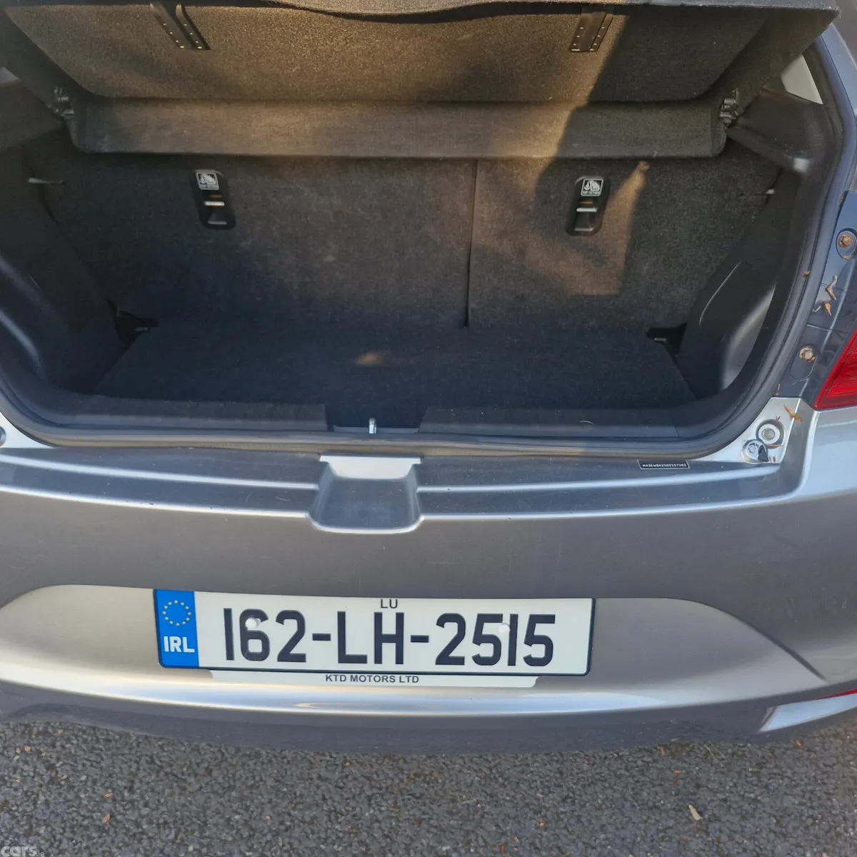 Suzuki Baleno Hatchback, Petrol, 2016, Silver
